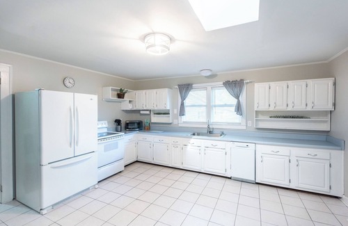 Greenville House | Tranquil 3-bedroom house with AC in charming Greenville