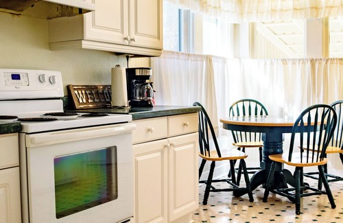 Cherokee House | Tranquil 3-bedroom house in charming Cherokee