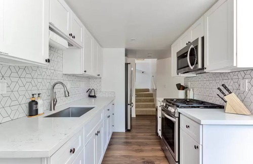Camp Meeker House | Tranquil 3-BR Getaway w/PVT Deck & Forest Views