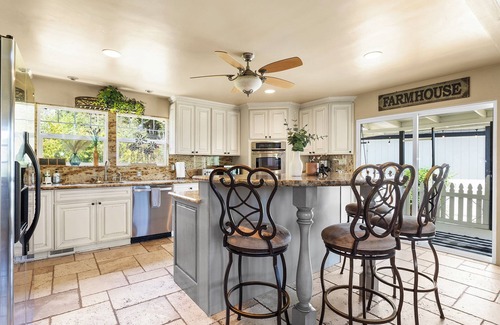Valley Center Other | Tranquil 4-bedroom farmhouse on 2 acres in San Diego