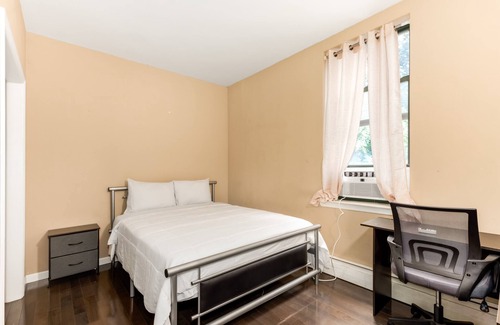 Harlem Apartment | Tranquil 4-bedroom apartment in Manhattan perfect for large groups