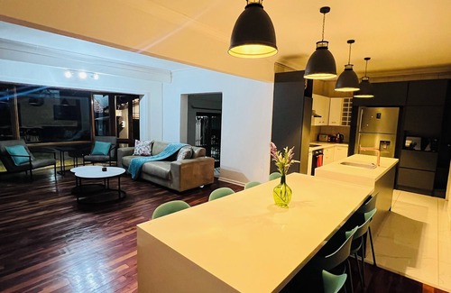 Greater Johannesburg Metropolitan Area House | Tranquil 4-bedroom house in the north of Johannesburg