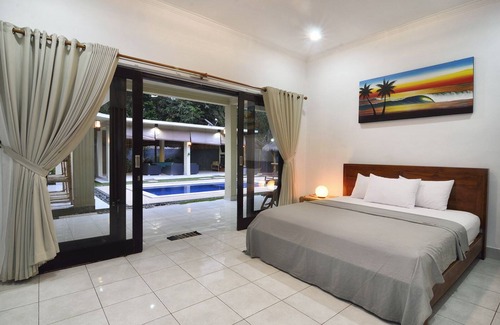 Kuta Villa | Tranquil 4 bedroom villas in Kuta Lombok