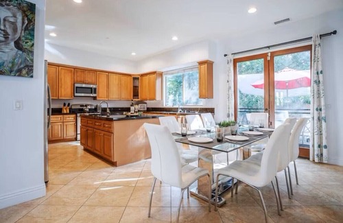 Tarzana House | Tranquil 4BR Zen Retreat – Ideal for Relaxation - LI