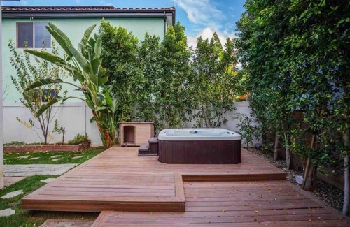 Tarzana House | Tranquil 4BR Zen Retreat – Ideal for Relaxation - LI