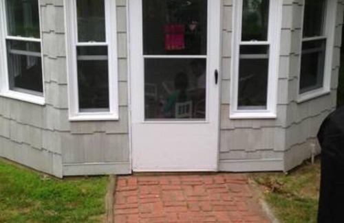 Cutchogue House | Tranquil 5 Br North Fork Retreat With Pool And Huge Yard, Walk To Beach