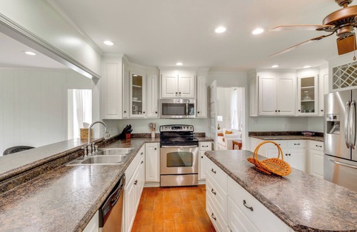Fowlstown House | Tranquil Abode Near Thomasville w/Screened Porch!