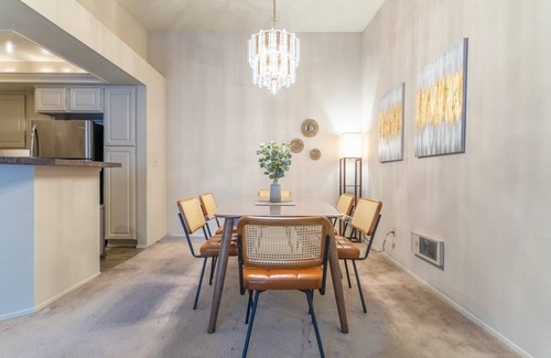 Northwest Bellevue Apartment | Tranquil Apt, 2 King Suites, Pet Friendly near DT Bellevue