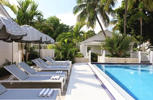Old Town Hotel | Tranquil Bungalow w/an Artistic Vibe in Vibrant Key West | Breakfast Included