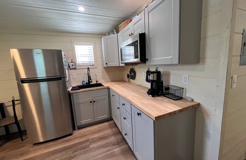 Chestnut Mound Cabin | Tranquil Cabin on Lake, 1 hour east of Nashville. Nearby Waterfalls.