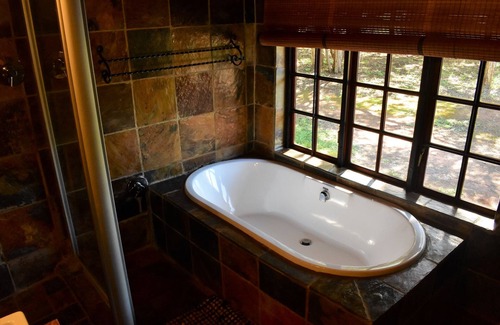 Gravelotte Cabin | Tranquil Chalets in Game Reserve (70km from Kruger National Park)