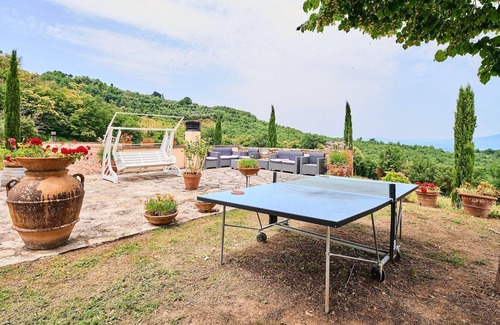 Neri Apartment | Tranquil Chianti Escape for 4