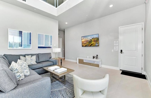 Reunion Hotel | Tranquil Condo Haven near Disney with Resort & Waterpark Access - B44-241