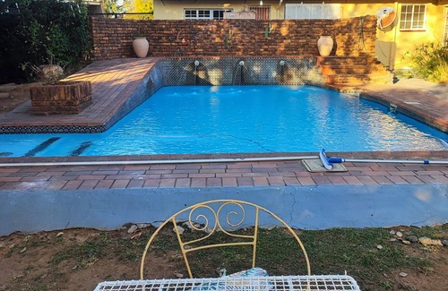 Boksburg Cottage | Tranquil cottage with WiFi and pool in Boksburg; Home away from home.
