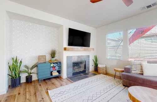 Indio House | Tranquil Desert Sanctuary Permit# 50234