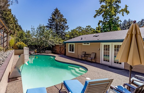 Willow Creek Cottage | Tranquil dog-friendly cottage with outdoor pool, patio, gas grill, & yard
