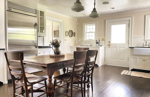 Hillsboro House | Tranquil Farm-Stay for Large Group near Rocky Fork - Two Houses!