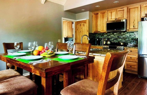 Munds Park House | Tranquil Forest 3Bdr Cabin Retreat in Munds Park