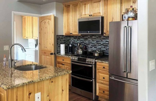 Munds Park House | Tranquil Forest 3Bdr Cabin Retreat in Munds Park