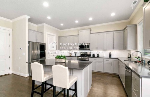 Bull Mountain House | Tranquil Haven Retreat on SW Birdsong ST #42012