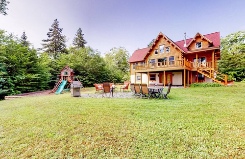 Greenville House | Tranquil Haven | Secluded waterfront house with sauna, dock, kayaks, canoe, gym