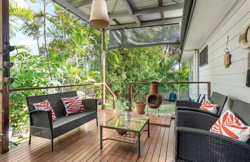 Redcliffe House | "Tranquil Hideaway in Central Redcliffe"