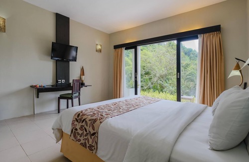 Senggigi Hotel | Tranquil hotel with AC in Senggigi Lombok