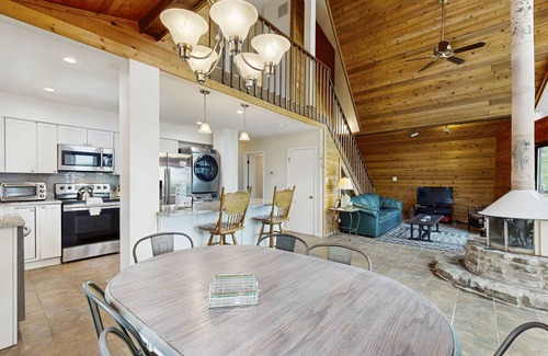 Livingston House | Tranquil lake cabin with private waterfront, modern kitchen, deck & sunset views