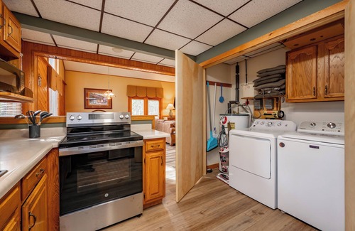 Blakeslee House | Tranquil Lake Retreat w/Hot Tub & Games