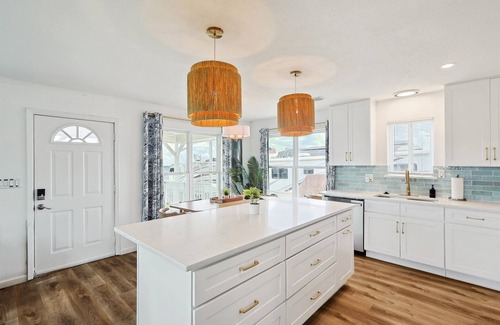 Princeton House | Tranquil Lakeside Escape, 2 Bedrooms, Patio, Views