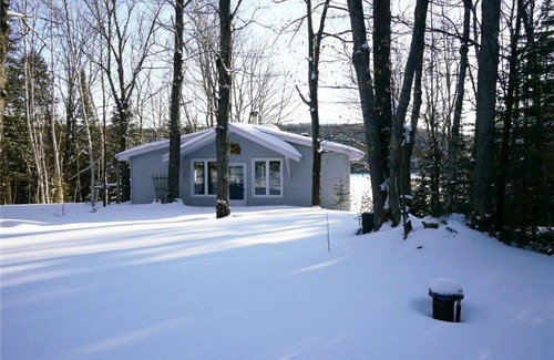 Brudenell Cottage | Tranquil Lakeside Setting