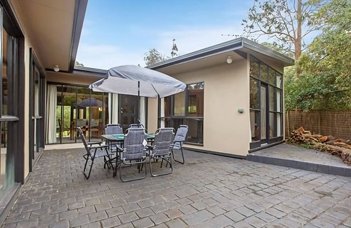 Balnarring Beach House | Tranquil Oasis - Pet friendly