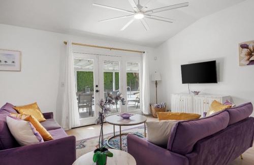 Palm Springs House | Tranquil Palm Springs Villa, Saltwater Pool, Magical View, Minutes to Downtown, Sleeps 8