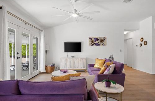 Palm Springs House | Tranquil Palm Springs Villa, Saltwater Pool, Magical View, Minutes to Downtown, Sleeps 8