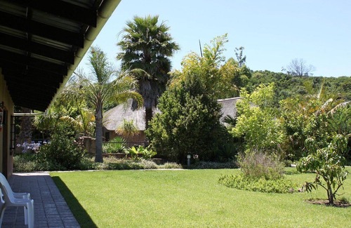 Berea Bed & Breakfast | Tranquil place with beautiful gardens