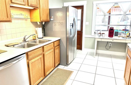 Tampa House | Tranquil Pool Home with canal access and amazing amenities!