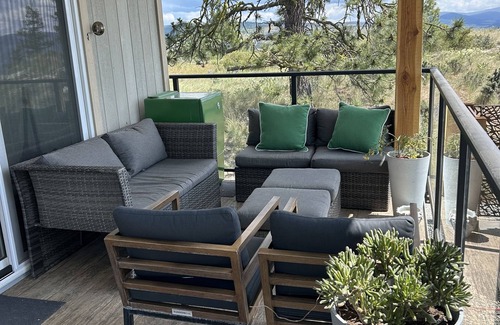 Okanagan-Similkameen Cabin | Tranquil private getaway at this cabin on 3 acres on Anarchist mtn.