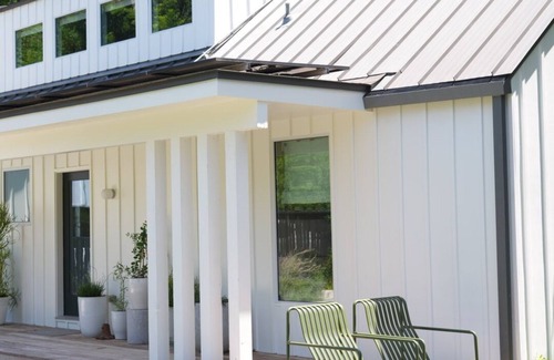 Kessler House | Tranquil Residence in Kessler Park, surrounded by nature near downtown