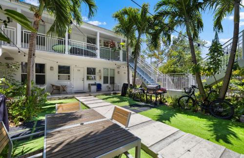 West Avenue Apartment | Tranquil Retreat, Comfortable Condo in Miami Beach