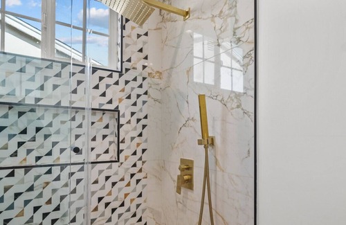 Valley Glen House | Tranquil Retreat in the Heart of N. Hollywood