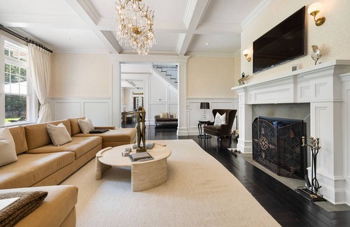 Noyack House | Tranquil retreat in the heart of Sag Harbor, 6 bedroomn11,000 sq ft home