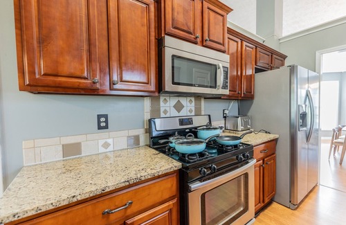 Duluth House | Tranquil Retreat on Brook Farms Dr