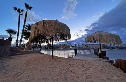 Mohave Valley House | Tranquil Riverfront Luxury Home!