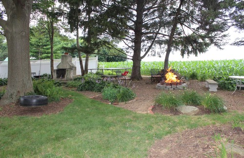 Leola House | Tranquil, Scenic Farm View Guest House in the Heart of Lancaster Amish Country