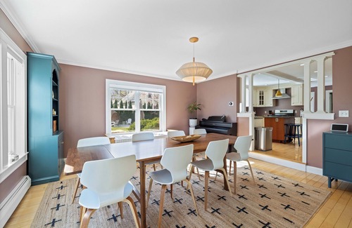 Kennebunk House | Tranquil Seaside Oasis at Mother's Beach