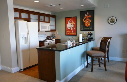 Lake Las Vegas Condo | TRANQUIL SETTING IN 6TH FLOOR, 1 BEDROOM 1 BATH CONDO WITH BREATHTAKING VIEW