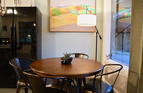 Carbondale House | Tranquil & Spacious 2Bd in C’dale. Majestic, clean, comfy, close 2 skiing, WiFi