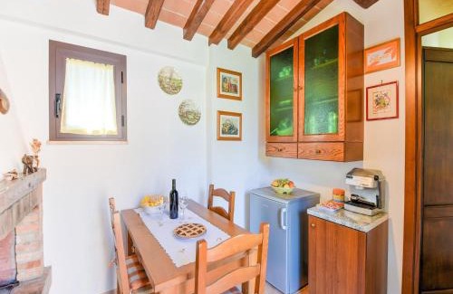 Ferretto House | Tranquil Stay in Montepulciano