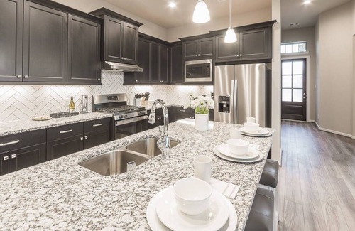 Sienna Plantation House | Tranquil Stay on Crossing Oak