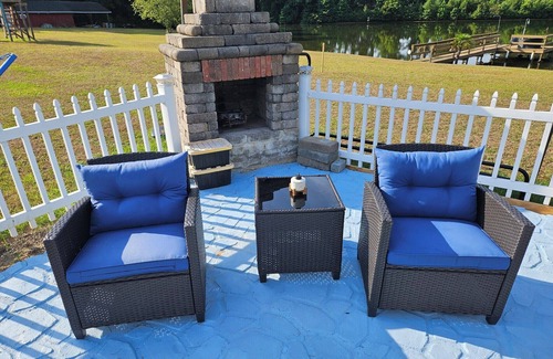Orangeburg County Apartment | Tranquil Studio Cottage features a remodeled full kitchen, heated pool,& fishing